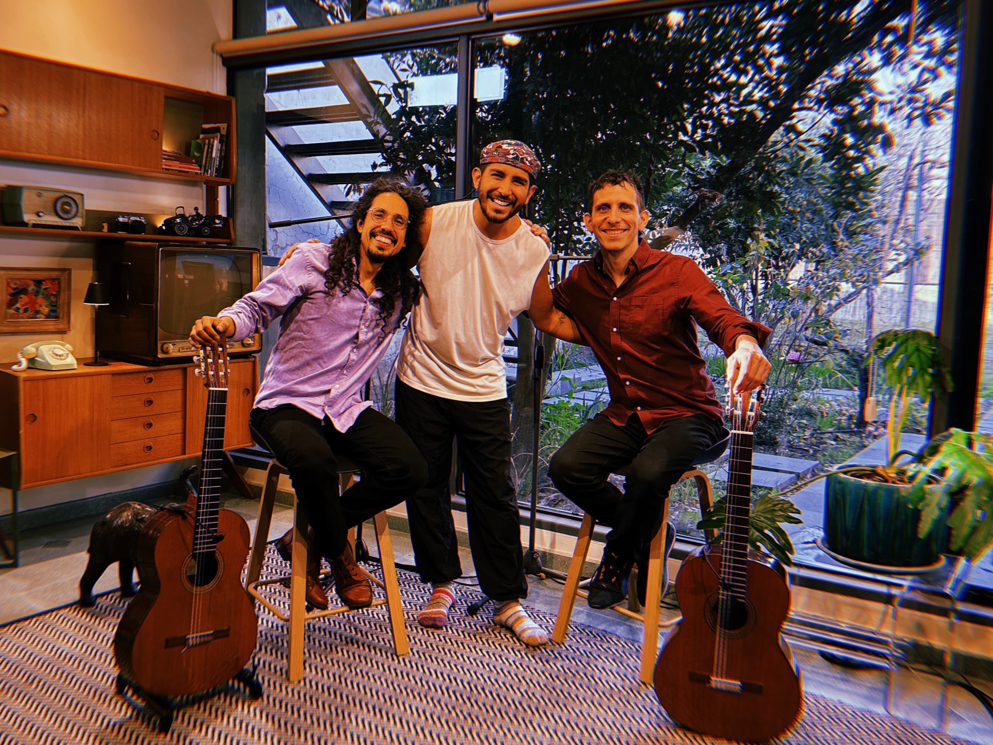 ESTRATEGIA, CREACIÓN